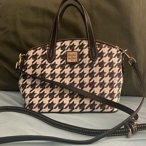 Dooney and bourke crossbody